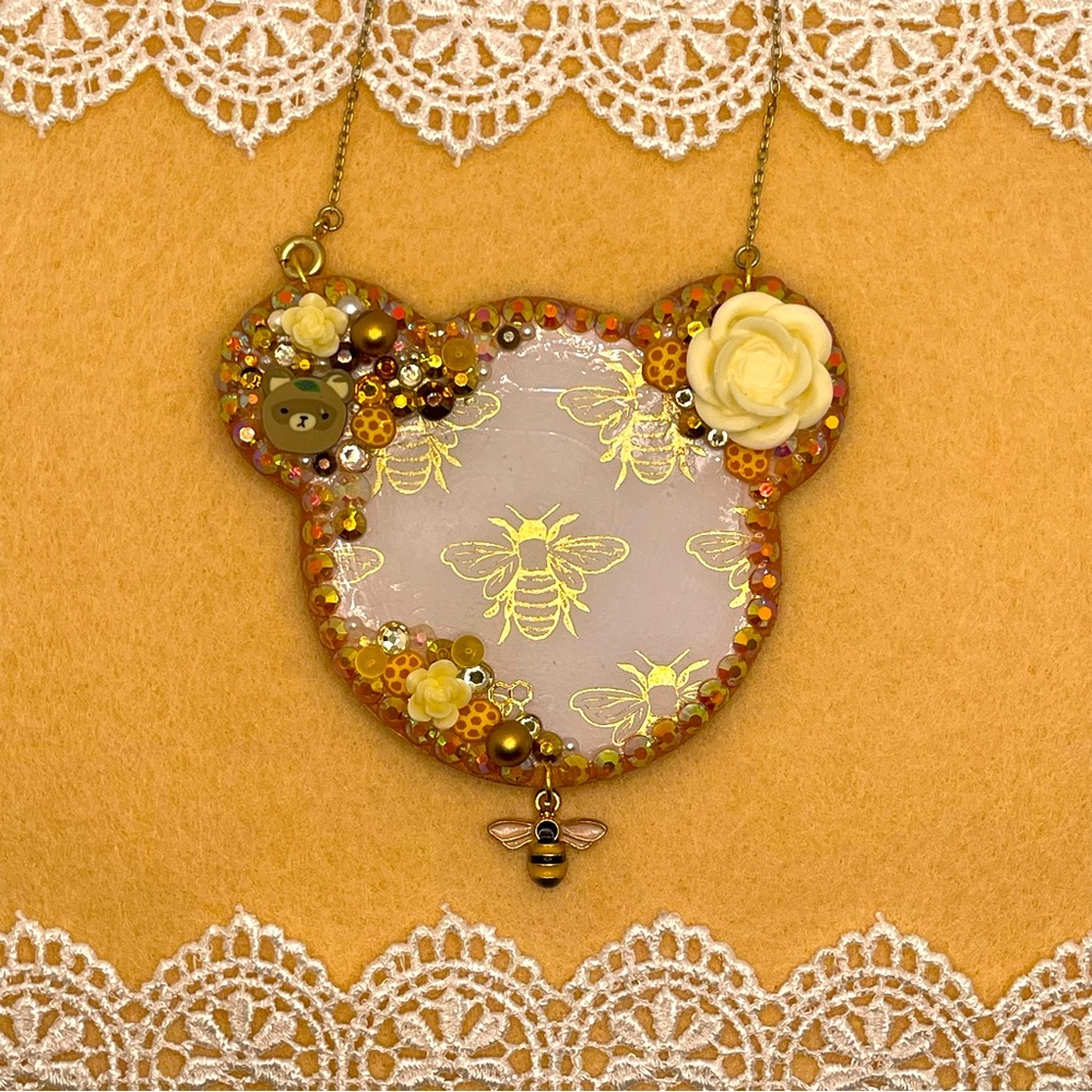 Honey bear decoupage necklace